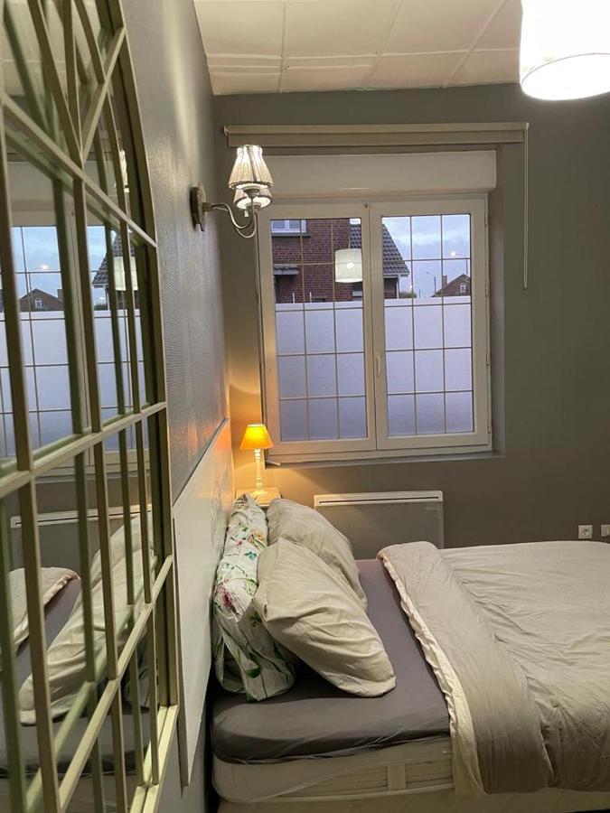 Le Cedre Bleu Hotell Liévin Eksteriør bilde